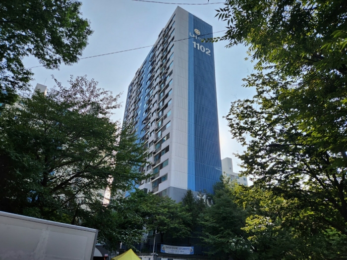 B0002402024013055223610.jpg
